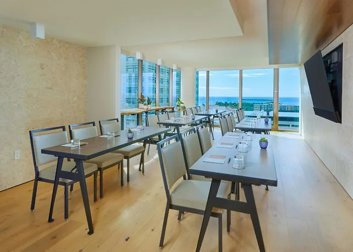 Renaissance Honolulu Hotel & Spa